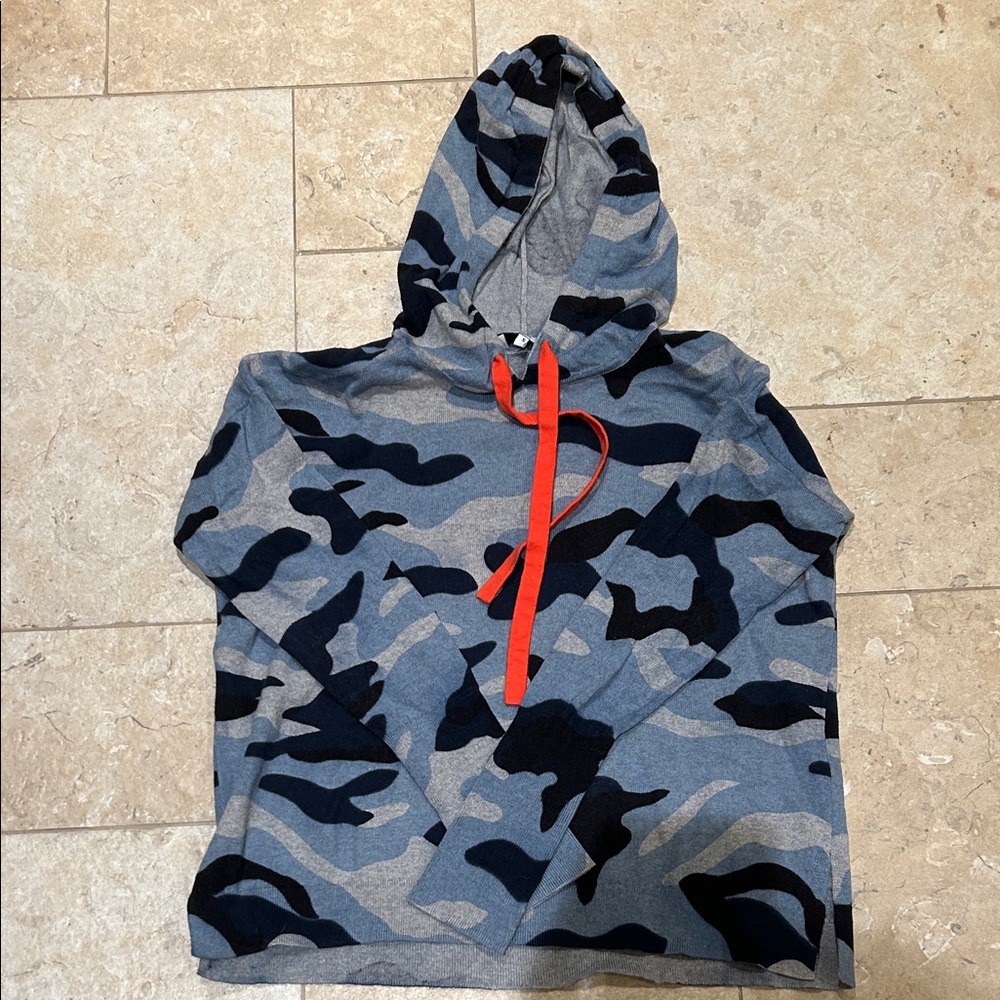 Camouflage Hooded Sweater